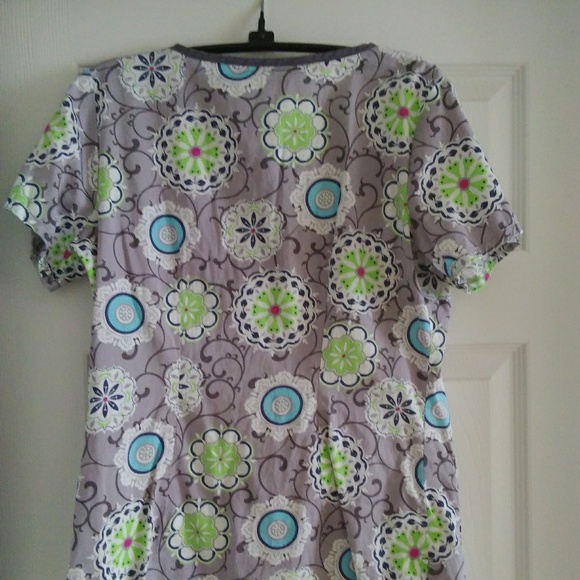 Scrub set - Picture 3 of 8